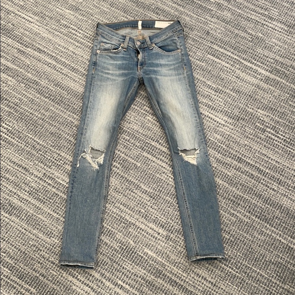 Rag+bone light wash distressed capri skinny jeans